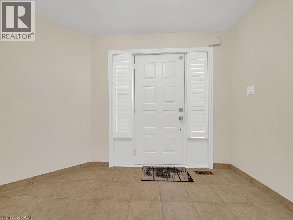 16 Glennie Court, Cambridge, Ontario  N1T 1L1 - Photo 5 - 40831488