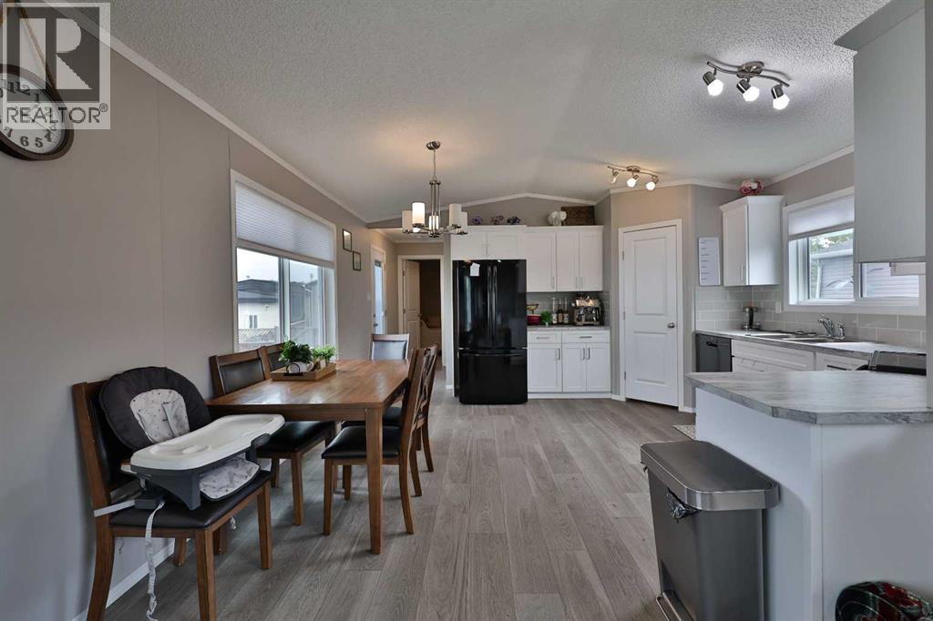 5021 Applewood Road, Coaldale, Alberta  T1M 0C6 - Photo 8 - A2312687