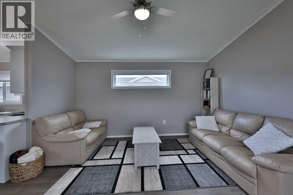 5021 Applewood Road, Coaldale, Alberta  T1M 0C6 - Photo 5 - A2312687