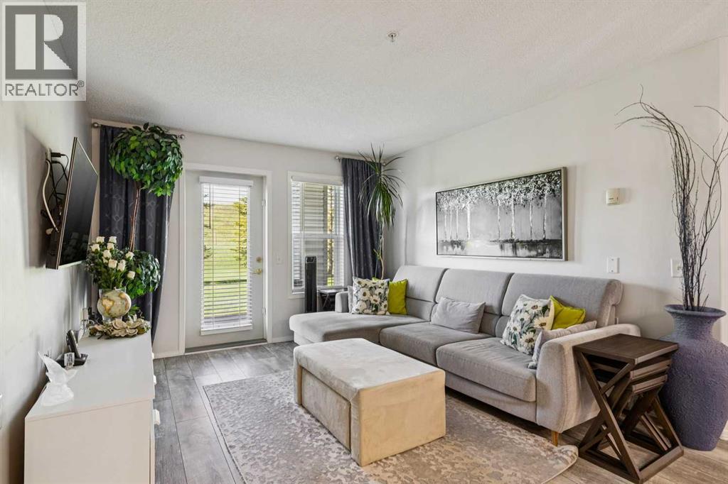 139, 5000 Somervale Court SW, Calgary, Alberta  T2Y 4M1 - Photo 3 - A2311875