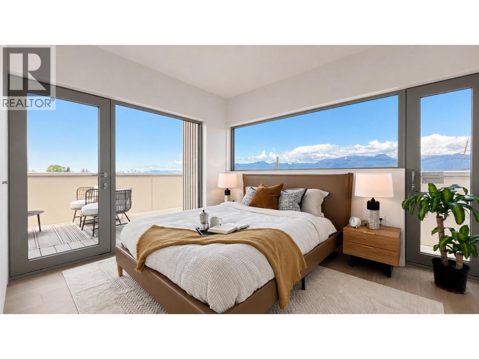 2 2915 E 5th Avenue, Vancouver, British Columbia  V5M 1N6 - Photo 16 - R3101017