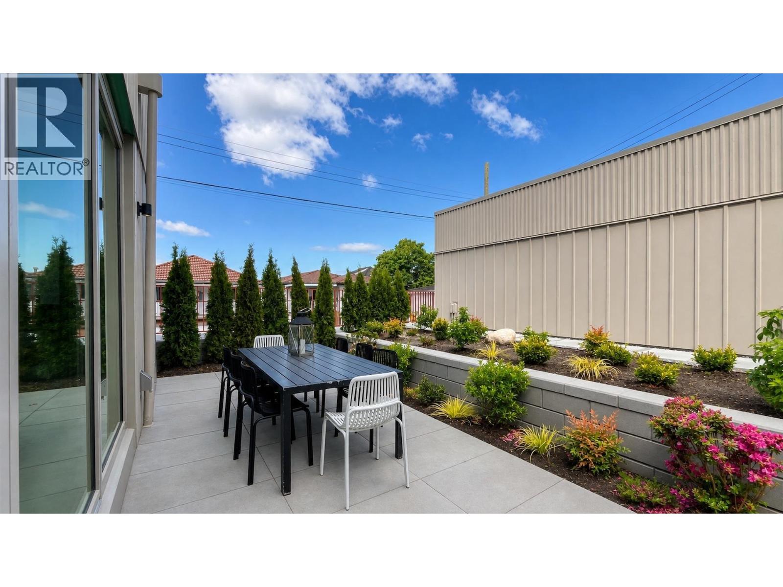 2 2915 E 5th Avenue, Vancouver, British Columbia  V5M 1N6 - Photo 21 - R3101017
