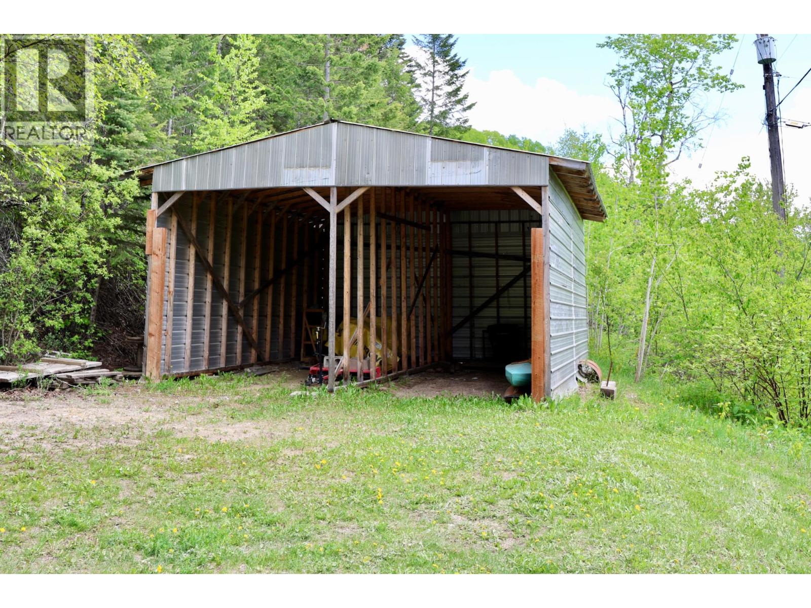 486 Champagne Road Unit# 1, 2, 3,, Golden, British Columbia  V0A 1H2 - Photo 40 - 10388082