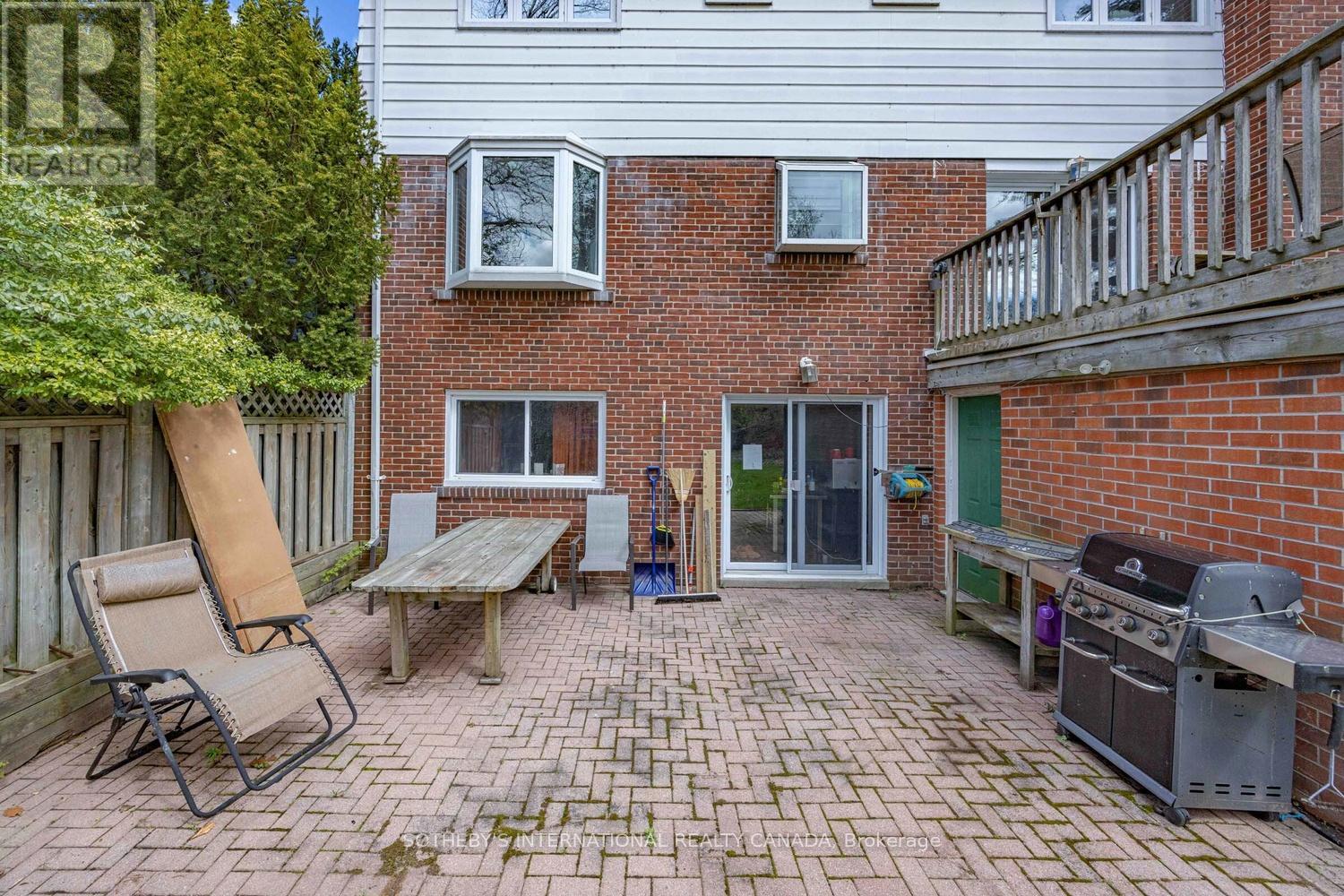 80 Ben Machree Drive, Mississauga, Ontario  L5H 2S3 - Photo 6 - W13136380