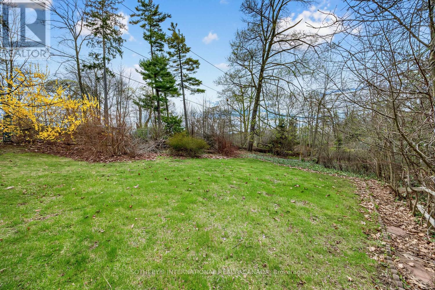 80 Ben Machree Drive, Mississauga, Ontario  L5H 2S3 - Photo 5 - W13136380
