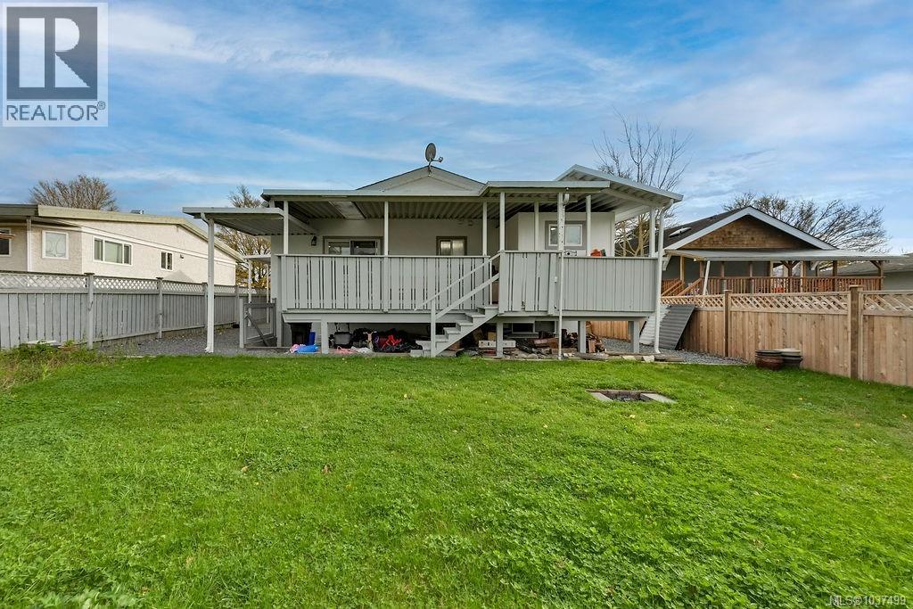 2710 Victor St, Victoria, British Columbia  V8R 4E4 - Photo 52 - 1037499