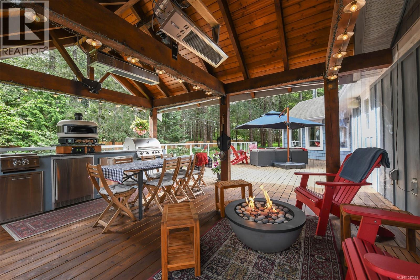 325 Bates Dr, Fanny Bay, British Columbia  V0R 1W0 - Photo 43 - 1037085