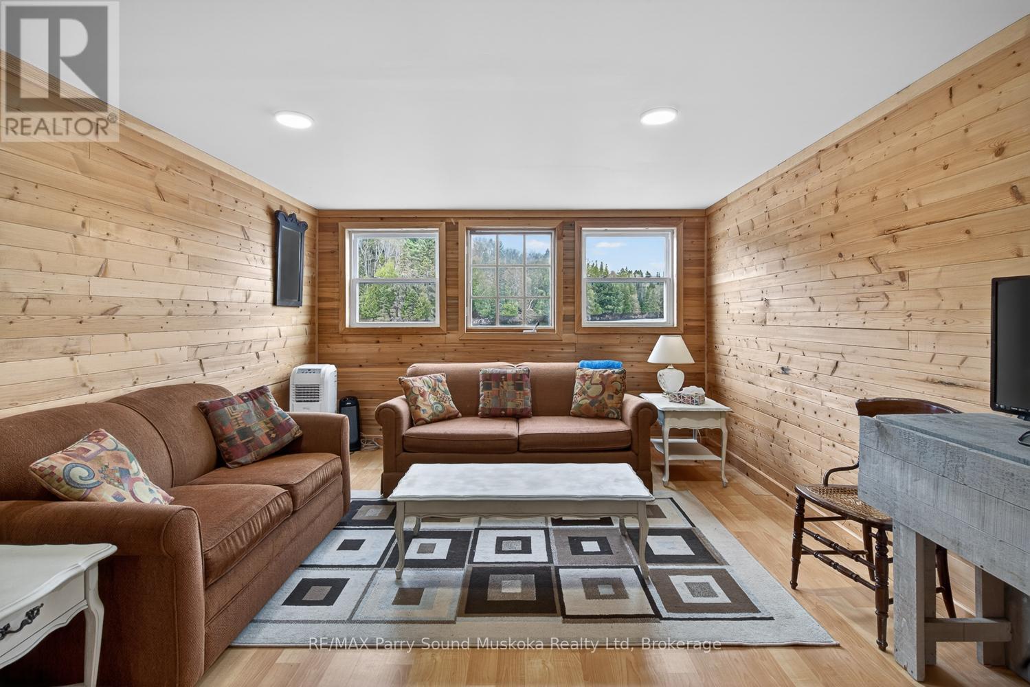 179 Woodland Lane, Magnetawan, Ontario P0A 1P0 - Photo 40 - X13152536