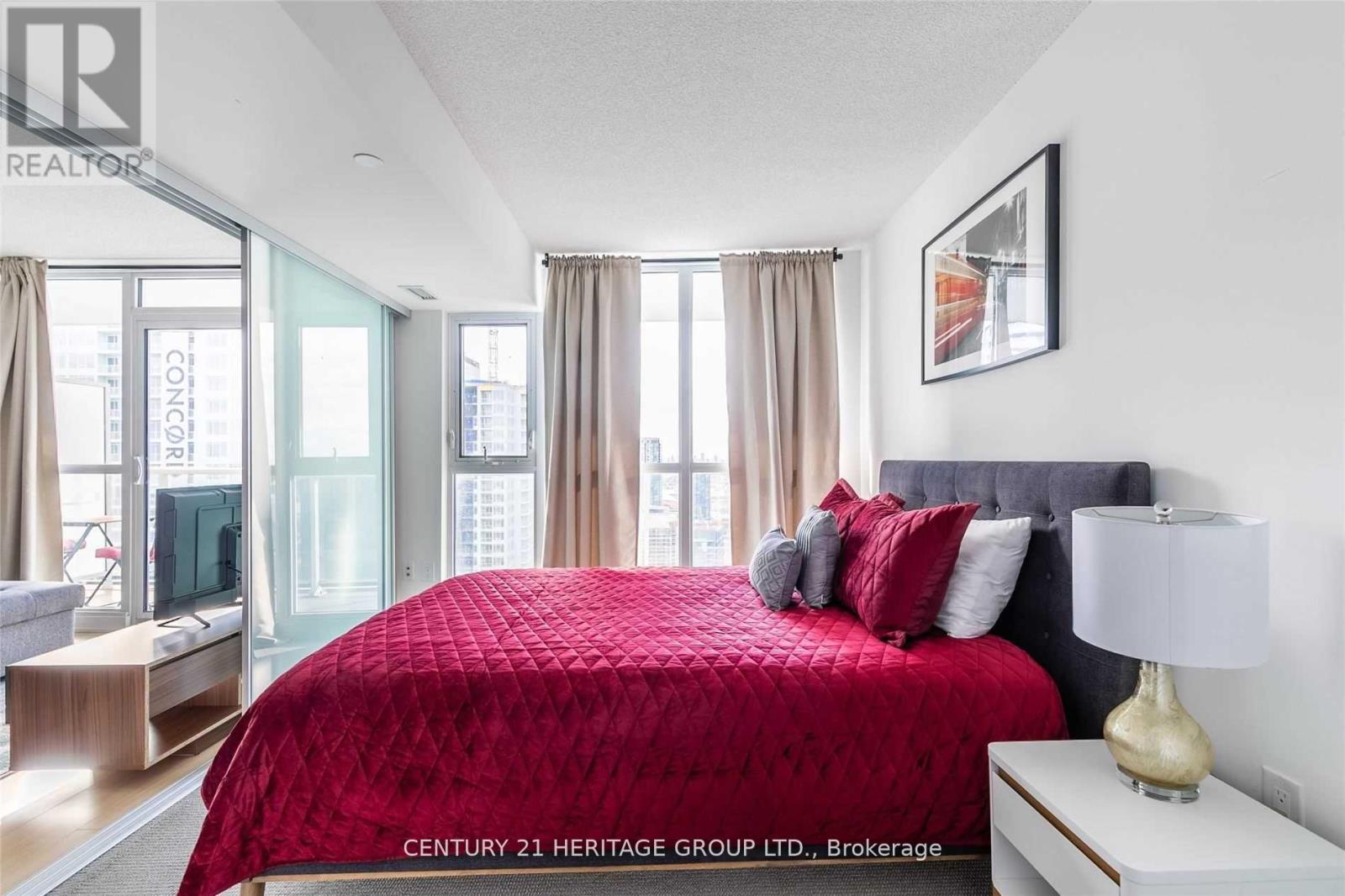 3810 - 75 Queens Wharf Road, Toronto, Ontario  M5V 0J8 - Photo 10 - C13152522