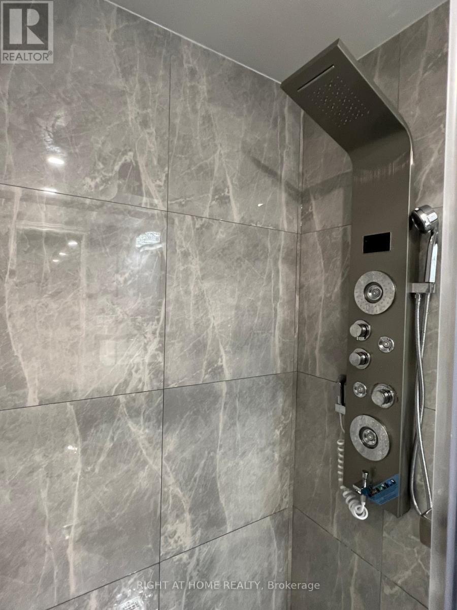 94 Bremner Street, Whitby, Ontario  L1R 0P9 - Photo 11 - E13152560