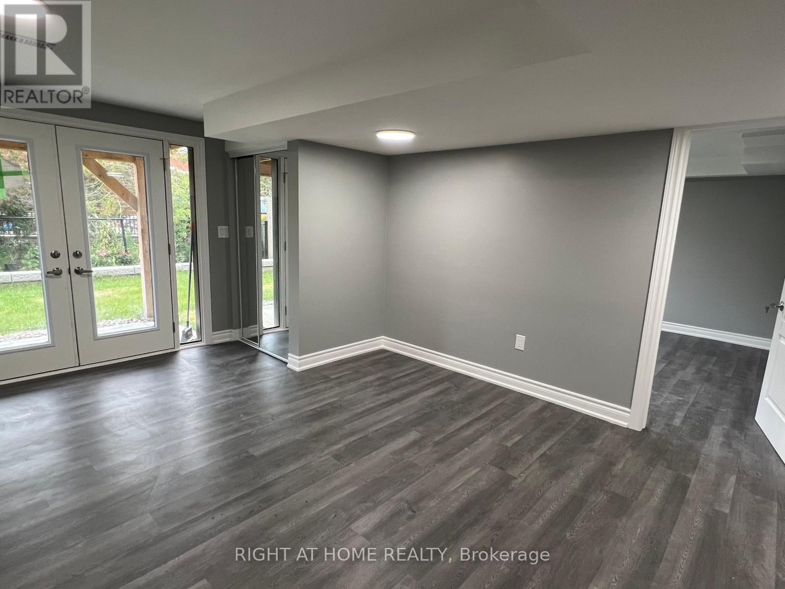 94 Bremner Street, Whitby, Ontario  L1R 0P9 - Photo 6 - E13152560