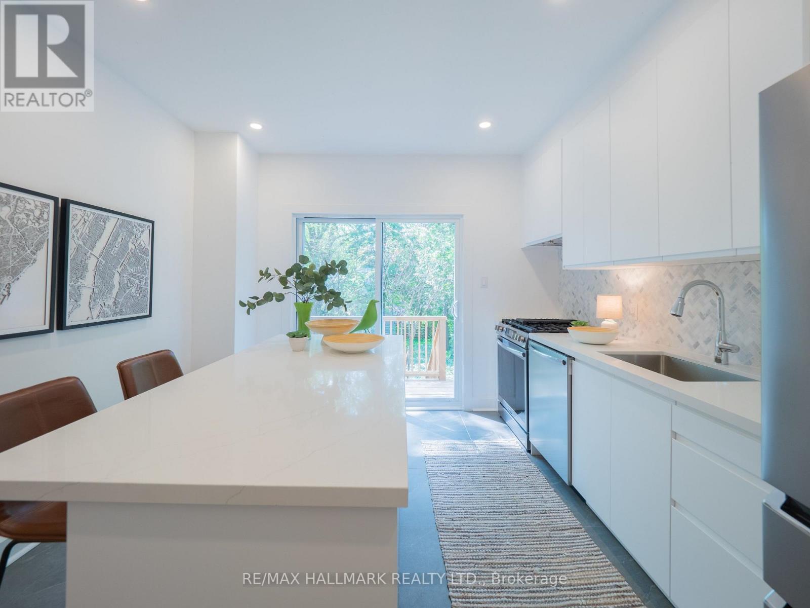 99 Riverdale Avenue, Toronto, Ontario M4K 1C2 - Photo 17 - E13152638