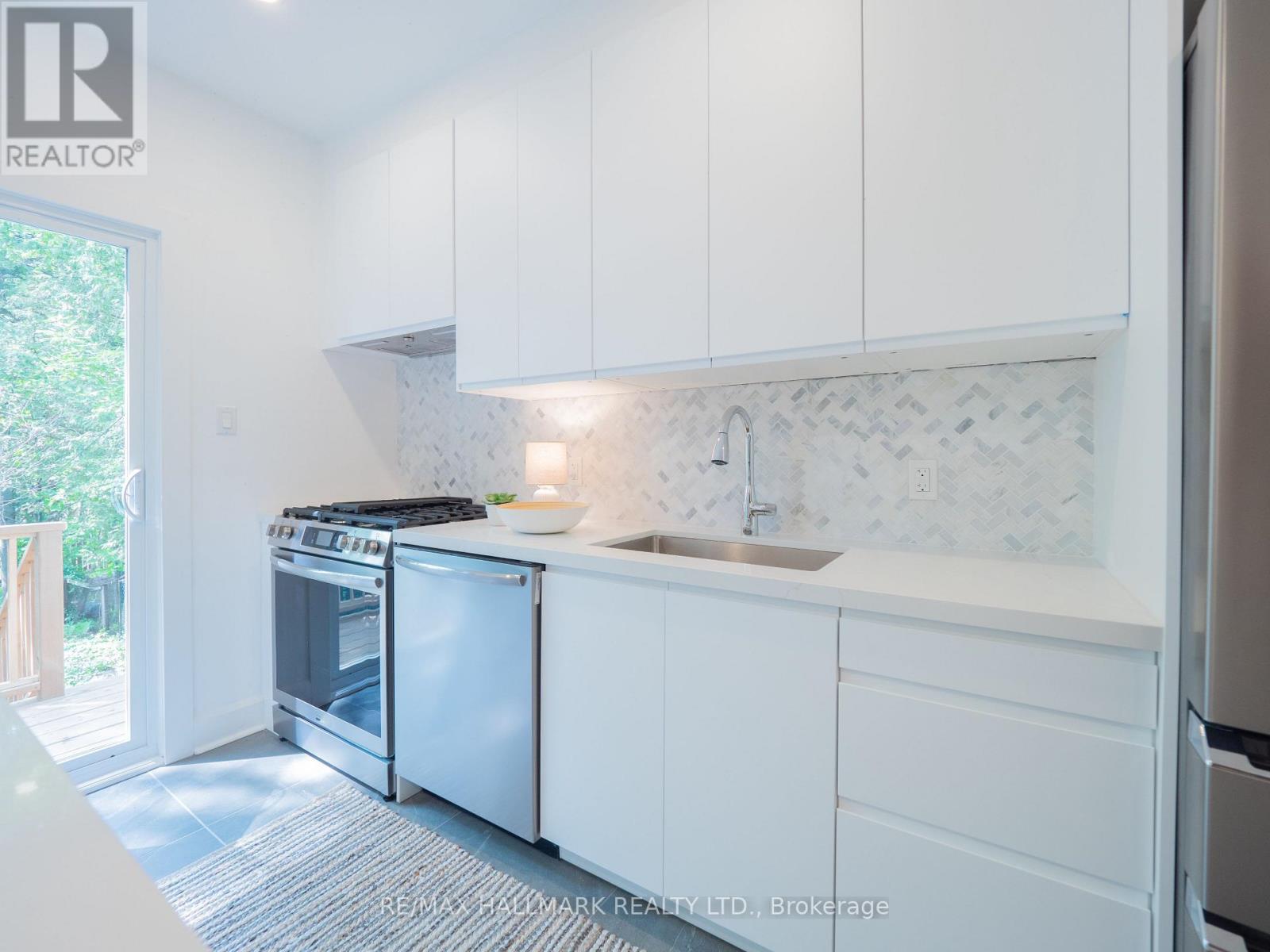 99 Riverdale Avenue, Toronto, Ontario M4K 1C2 - Photo 19 - E13152638
