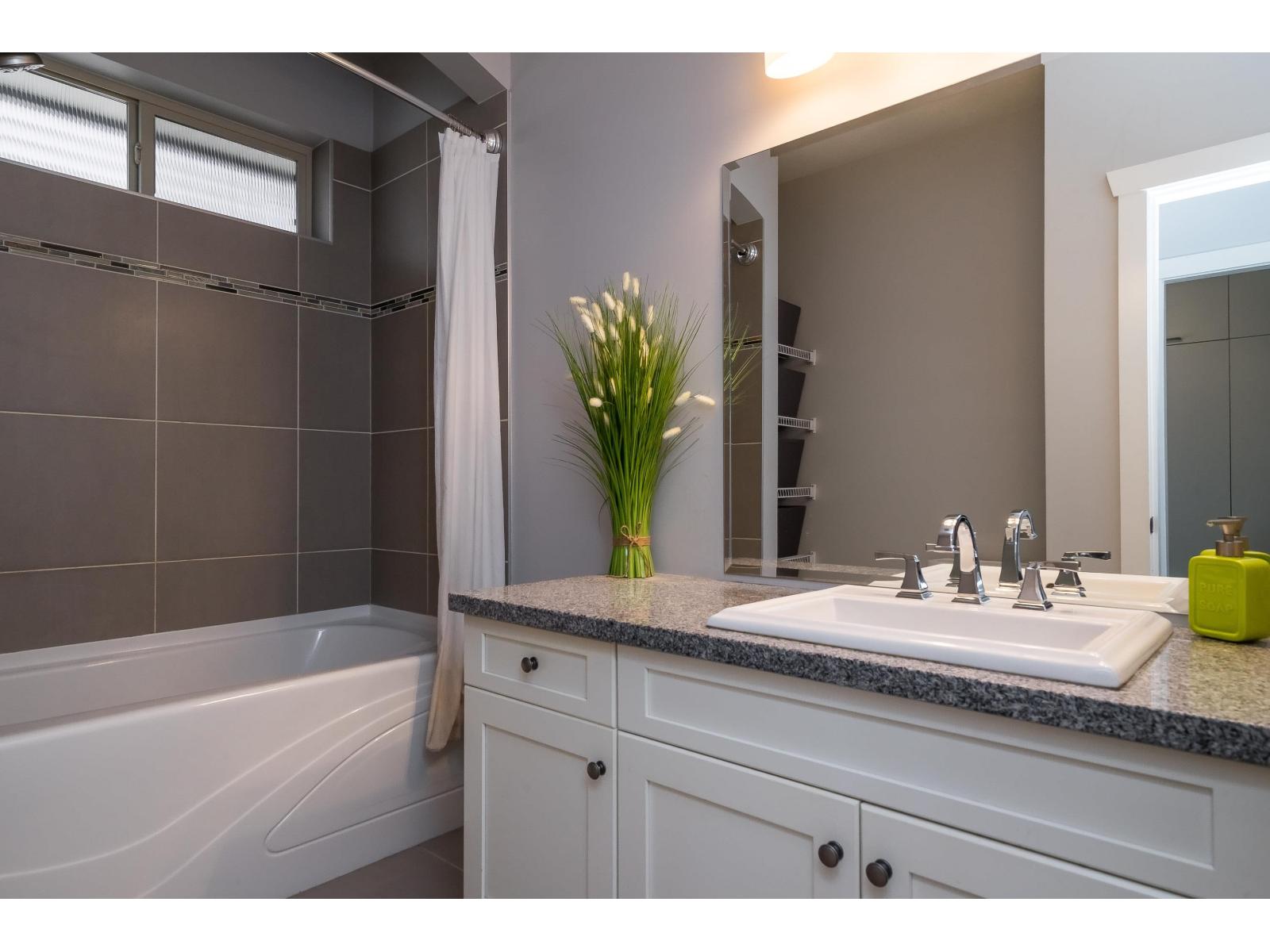 21108 79a Avenue, Langley, British Columbia  V2Y 0H3 - Photo 25 - R3125614