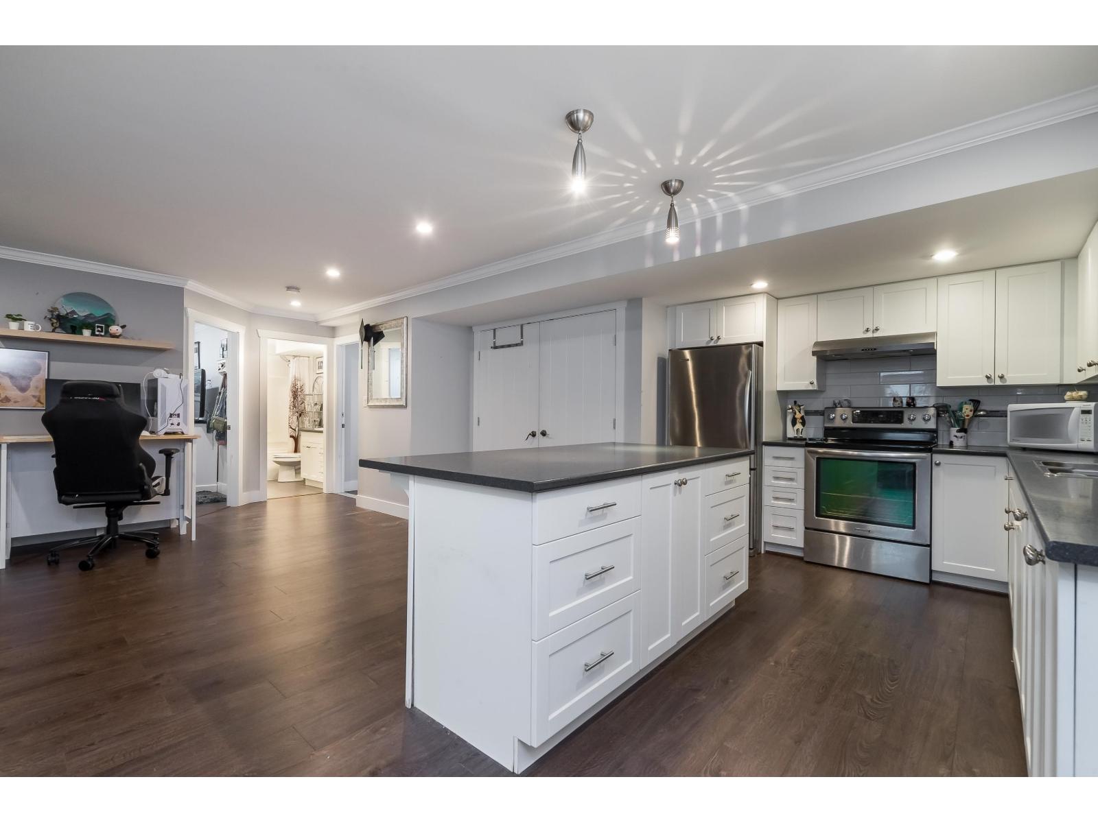 21108 79a Avenue, Langley, British Columbia  V2Y 0H3 - Photo 30 - R3125614