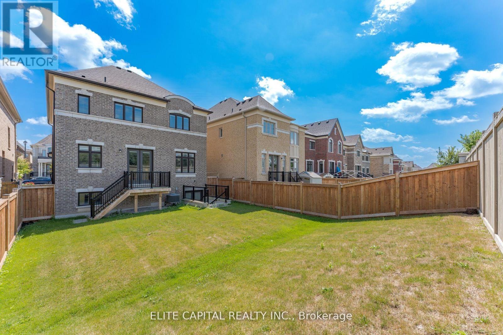 242 Touch Gold Crescent, Aurora, Ontario L4G 3X5 - Photo 5 - N13152618