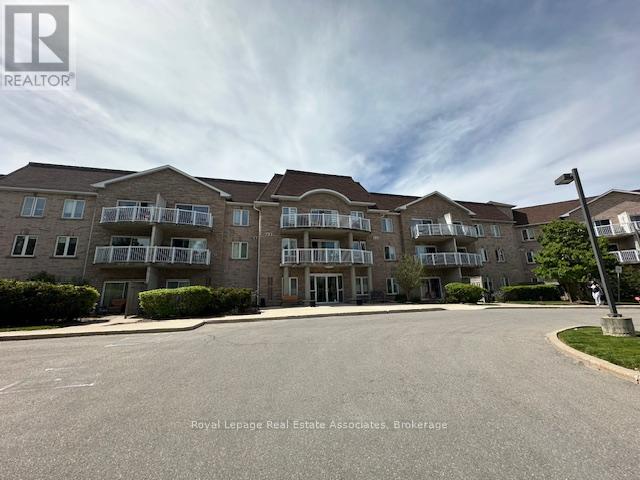 120 - 32 Church Street, King, Ontario  L0G 1T0 - Photo 2 - N13152640