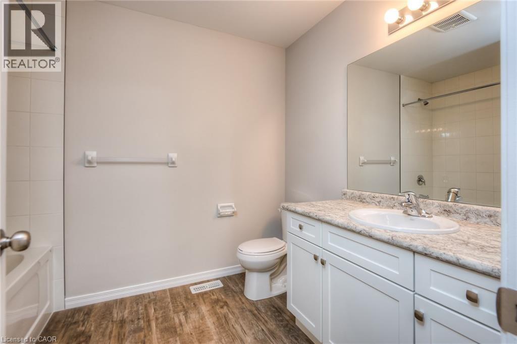 50 Pinnacle Drive Unit# 38, Kitchener, Ontario  N2P 0H8 - Photo 14 - 40831917