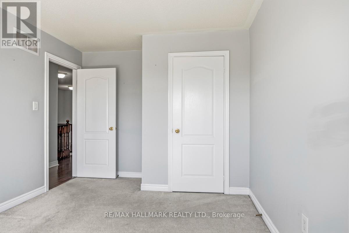 33 Tomabrook Crescent, Brampton, Ontario  L6R 0V2 - Photo 22 - W13152604