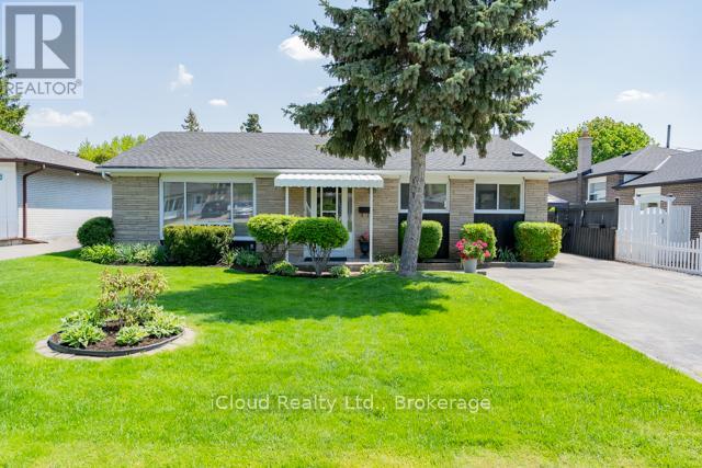 242 Avondale Boulevard, Brampton, Ontario  L6T 1J4 - Photo 1 - W13152614