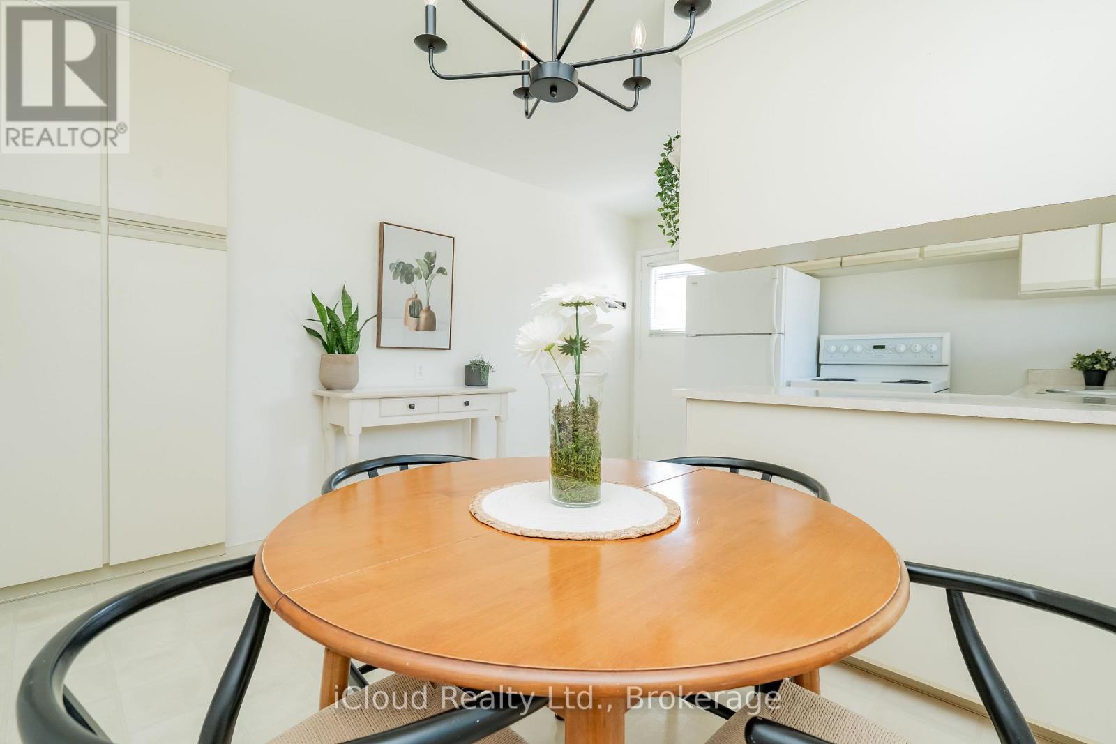 242 Avondale Boulevard, Brampton, Ontario  L6T 1J4 - Photo 16 - W13152614