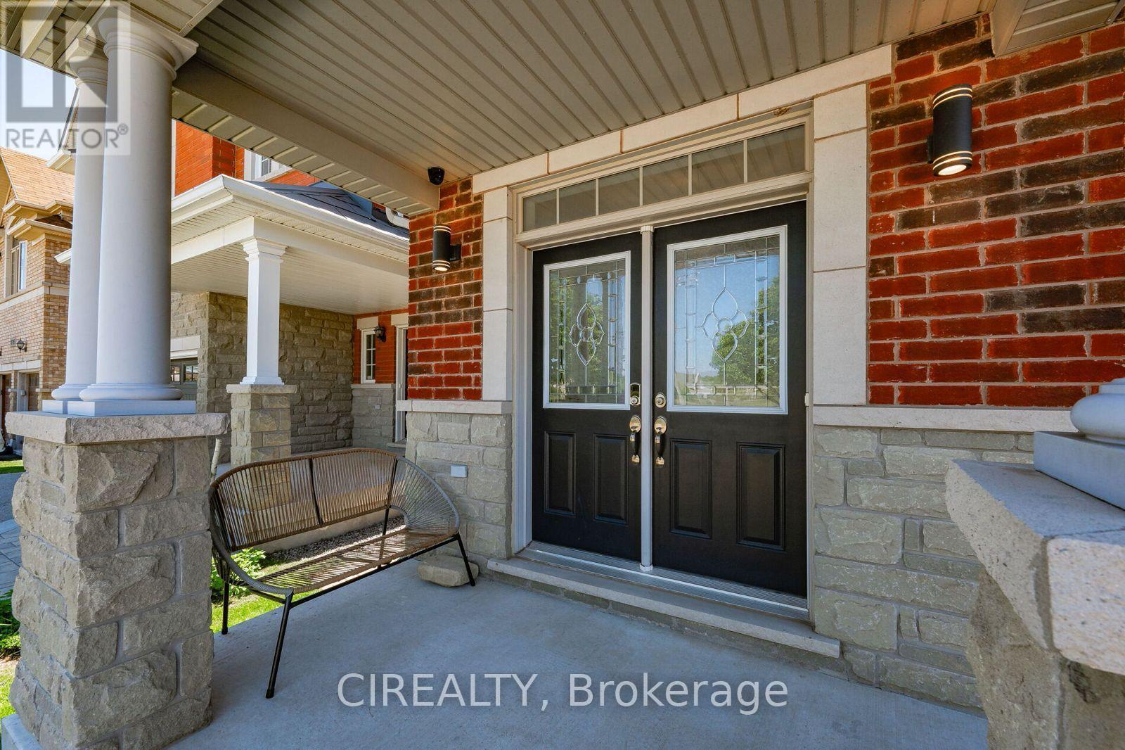 4712 Doug Wright Drive, Burlington, Ontario  L7M 0K2 - Photo 2 - W13152632