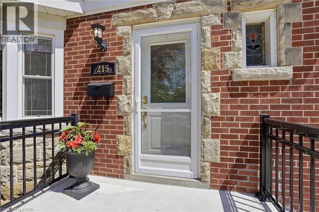 215 Wexford Avenue S, Hamilton, Ontario  L8K 2P1 - Photo 4 - 40832076