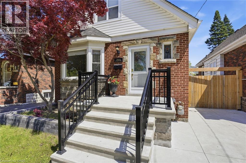 215 Wexford Avenue S, Hamilton, Ontario  L8K 2P1 - Photo 3 - 40832076