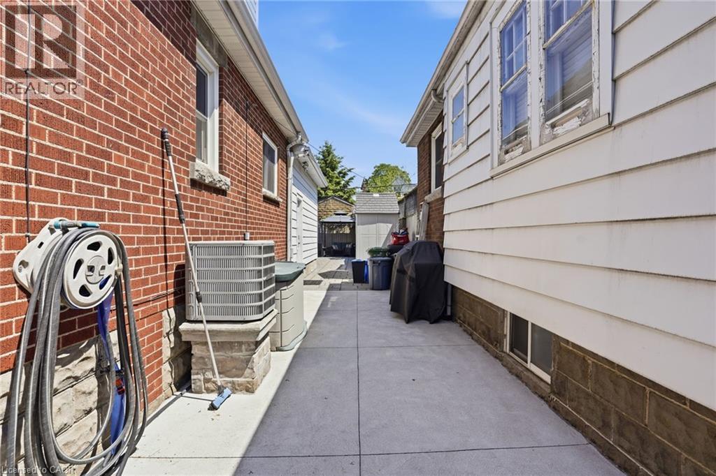 215 Wexford Avenue S, Hamilton, Ontario  L8K 2P1 - Photo 43 - 40832076
