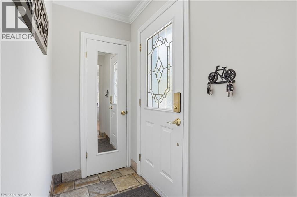 215 Wexford Avenue S, Hamilton, Ontario  L8K 2P1 - Photo 5 - 40832076