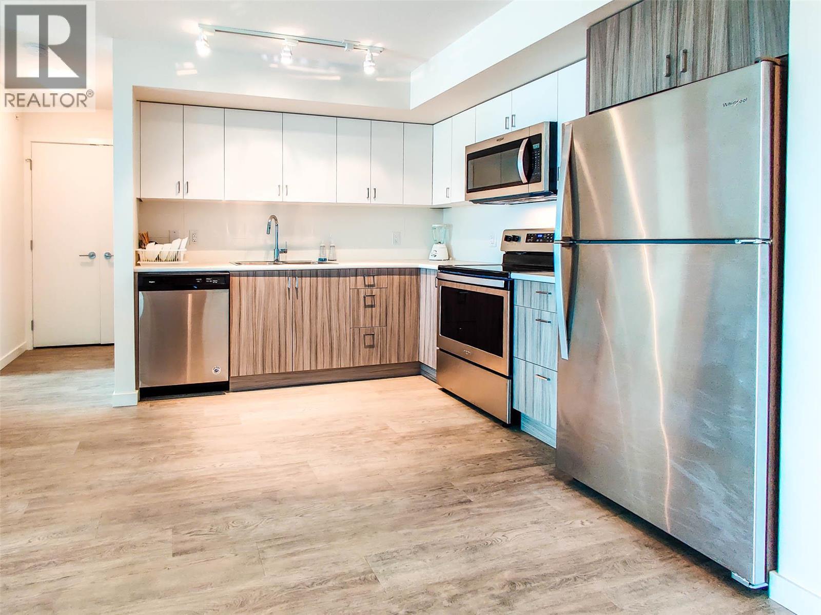 655 Academy Way Unit# Ph22, Kelowna, British Columbia  V1V 0A2 - Photo 5 - 10376175