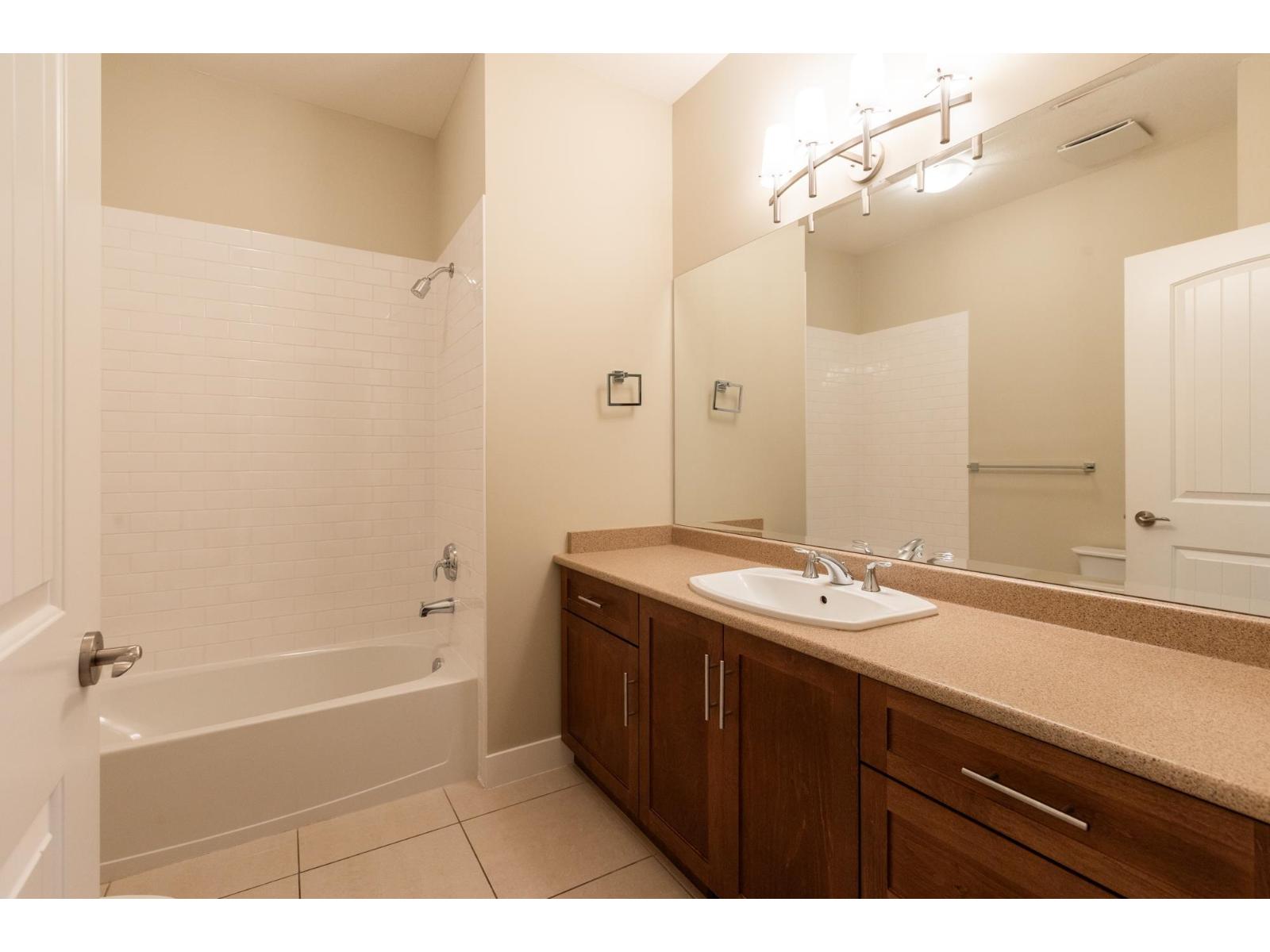 8228 171a Street, Surrey, British Columbia  V4N 0B2 - Photo 25 - R3124917