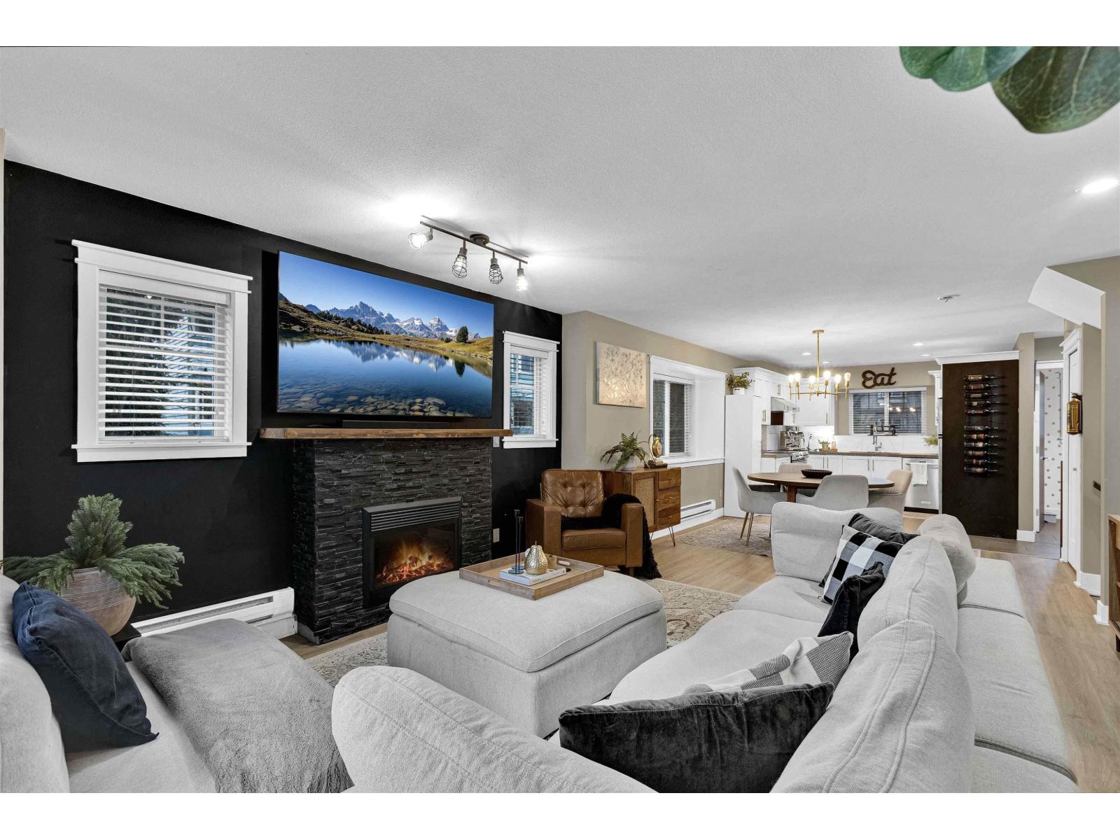 101 13368 72 Avenue, Surrey, British Columbia  V3W 2N6 - Photo 3 - R3125954