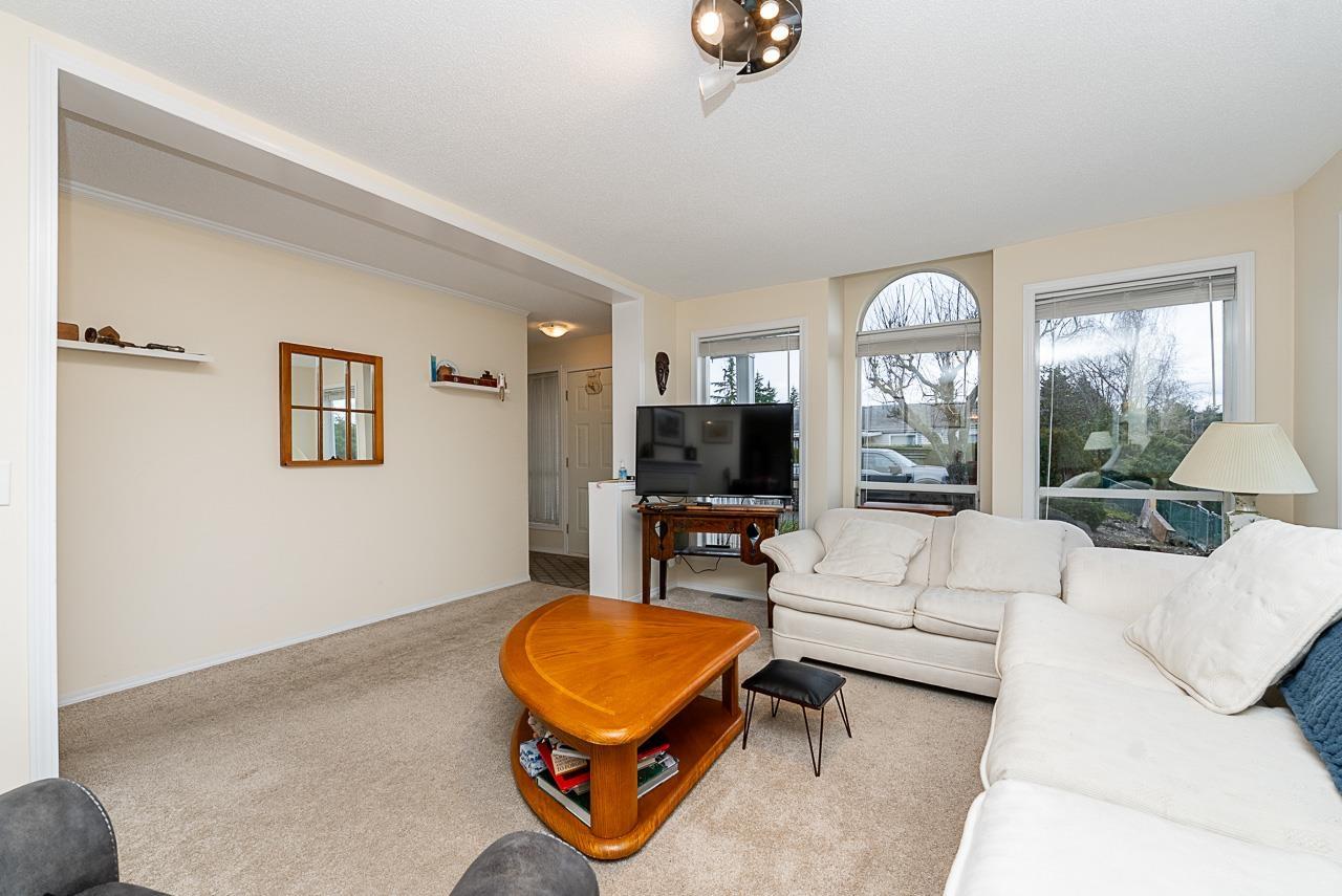 18 2345 Cranley Drive, Surrey, British Columbia  V4A 9G5 - Photo 6 - R3125899