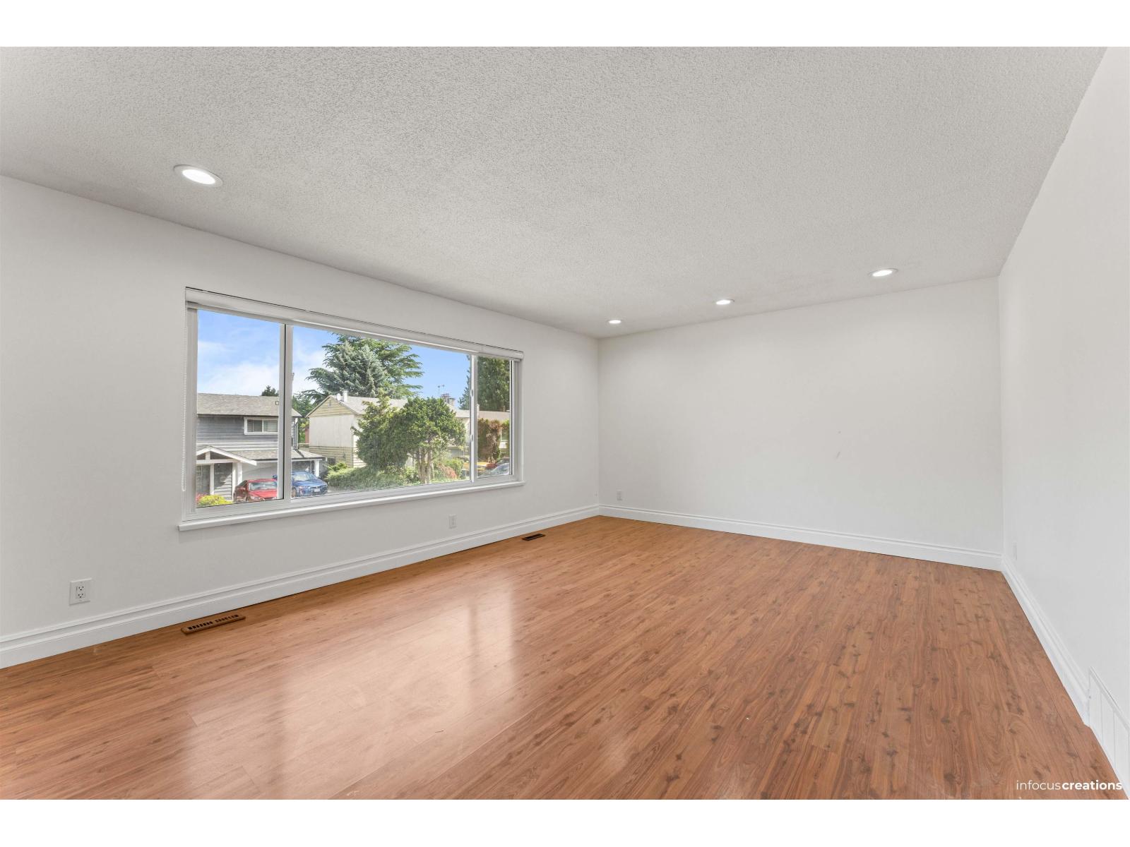 11662 89a Avenue, Delta, British Columbia  V4C 7G5 - Photo 7 - R3125955