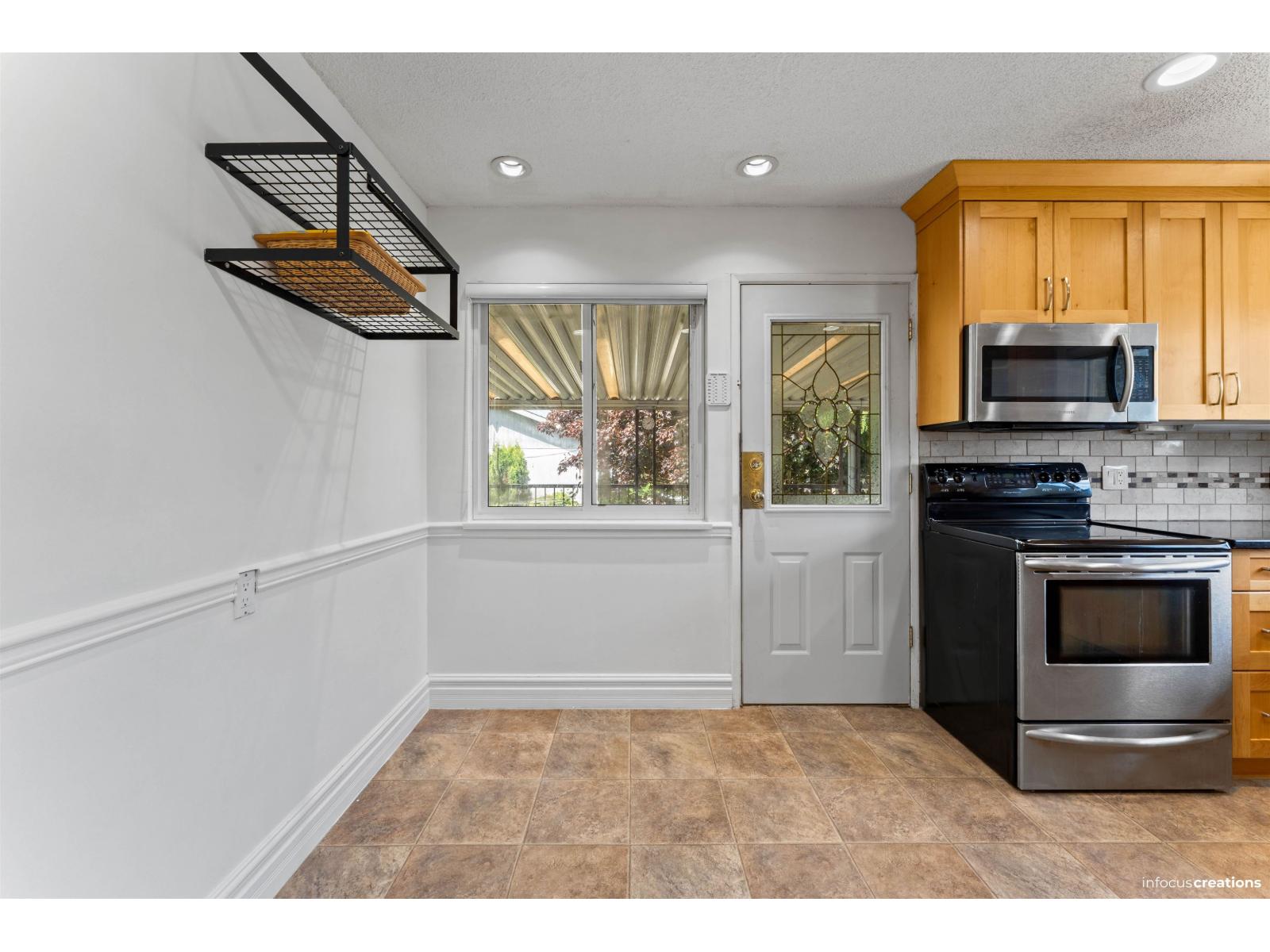 11662 89a Avenue, Delta, British Columbia  V4C 7G5 - Photo 12 - R3125955