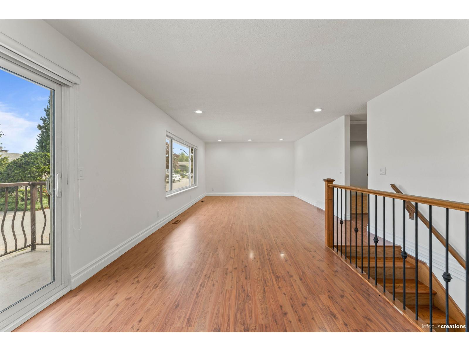 11662 89a Avenue, Delta, British Columbia  V4C 7G5 - Photo 5 - R3125955