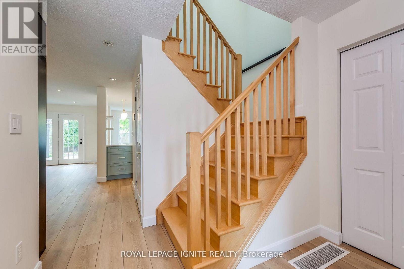 64 Templewood Drive, Kitchener, Ontario  N2R 1X3 - Photo 19 - X13152620