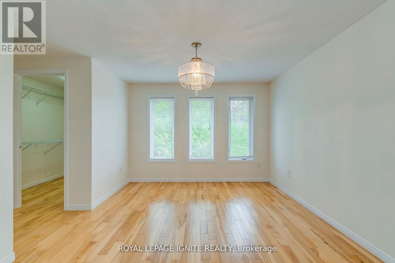 64 Templewood Drive, Kitchener, Ontario  N2R 1X3 - Photo 26 - X13152620