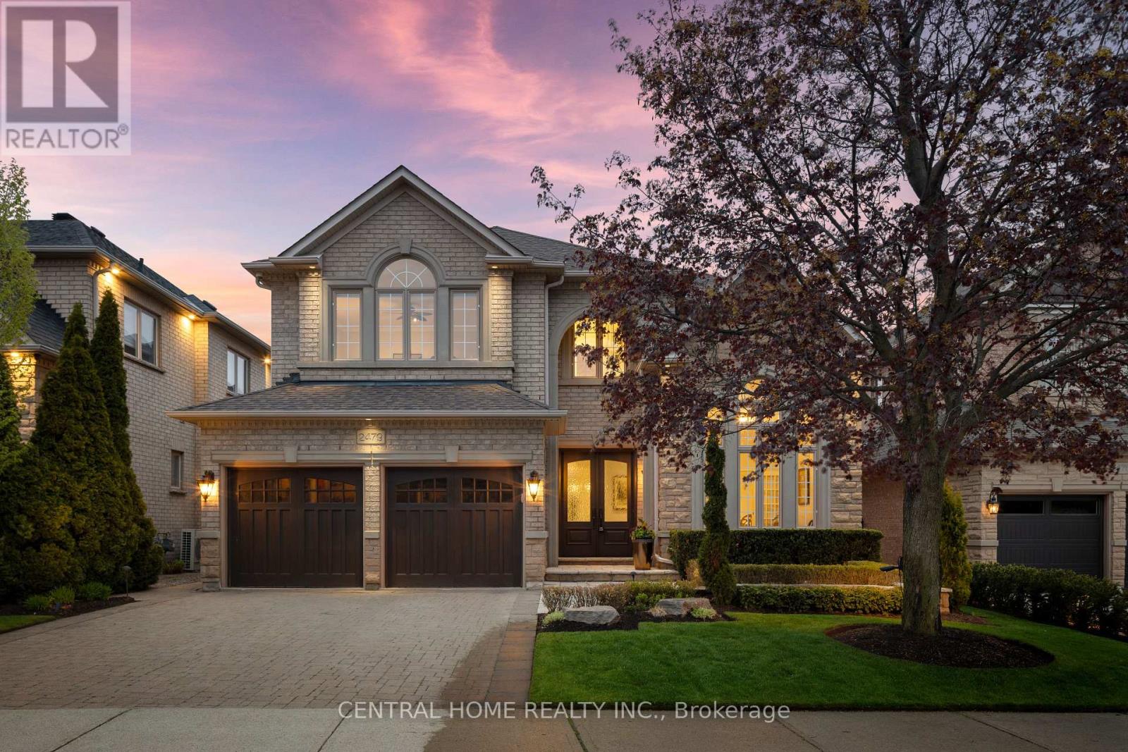 2479 Bon Echo Drive, Oakville, Ontario  L6H 7R1 - Photo 2 - W13092994