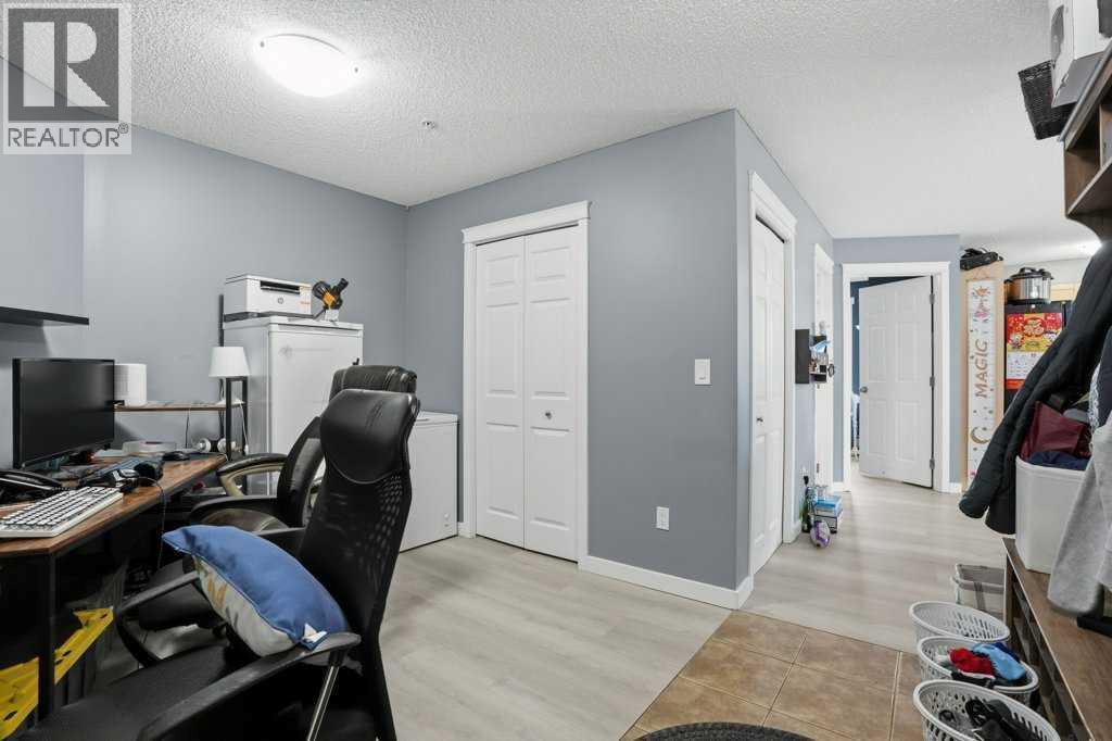 5106, 70 Panamount Drive NW, Calgary, Alberta  T3K 5Z1 - Photo 4 - A2294584