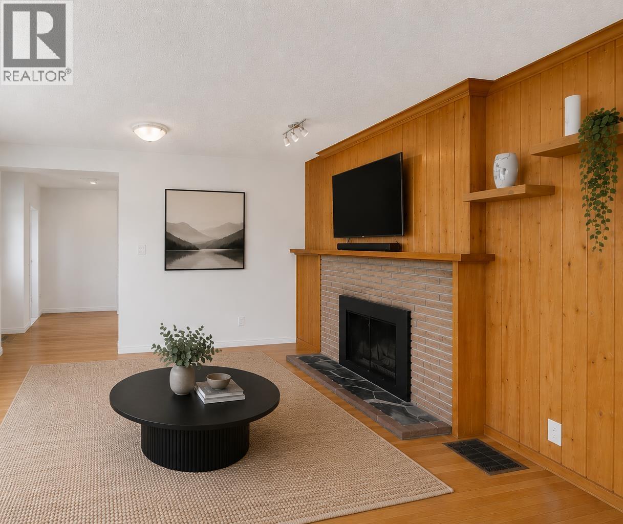 4860 Eton Street, Burnaby, British Columbia  V5C 1K9 - Photo 9 - R3125993