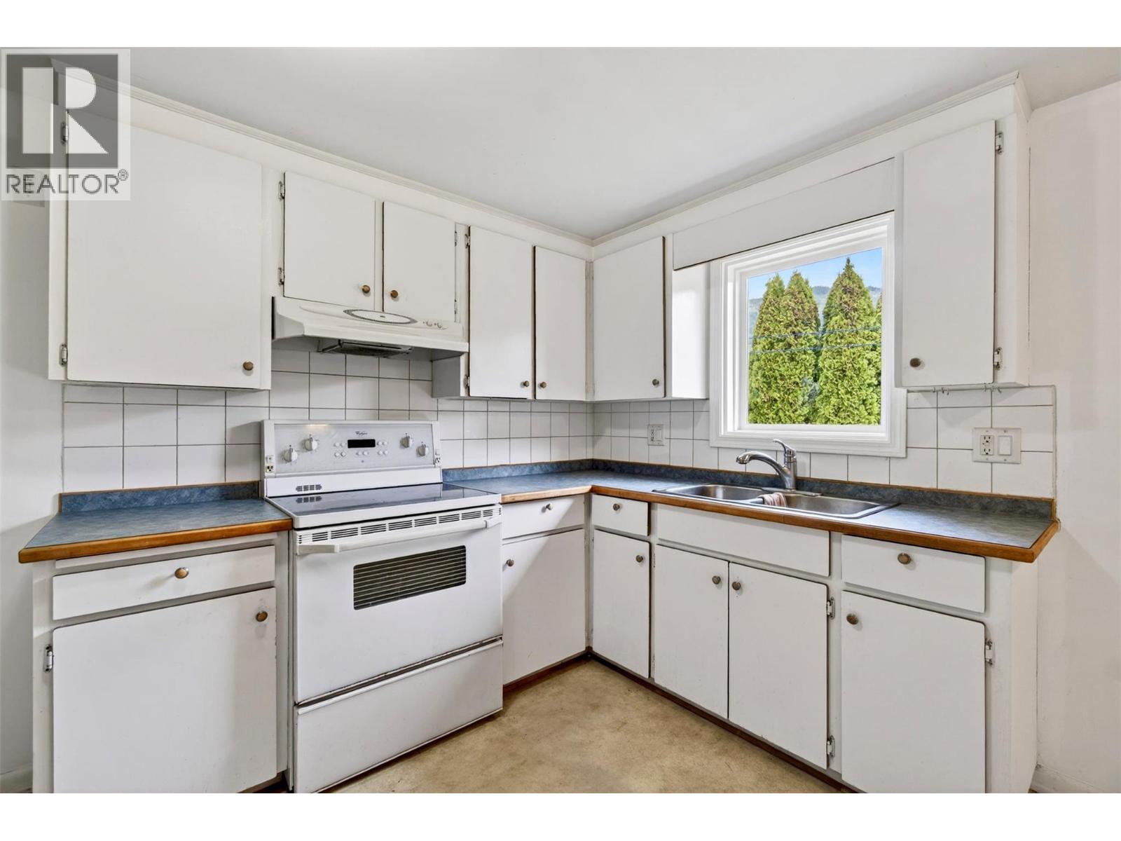 2069 Solsqua Road, Sicamous, British Columbia  V0E 2V5 - Photo 45 - 10385434