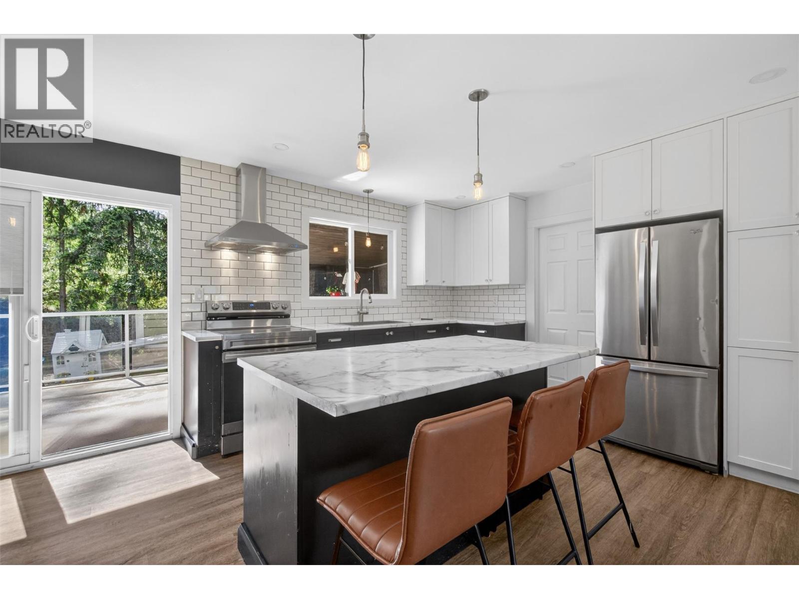 2354 Forest View Place, Blind Bay, British Columbia  V0E 1H2 - Photo 5 - 10387159