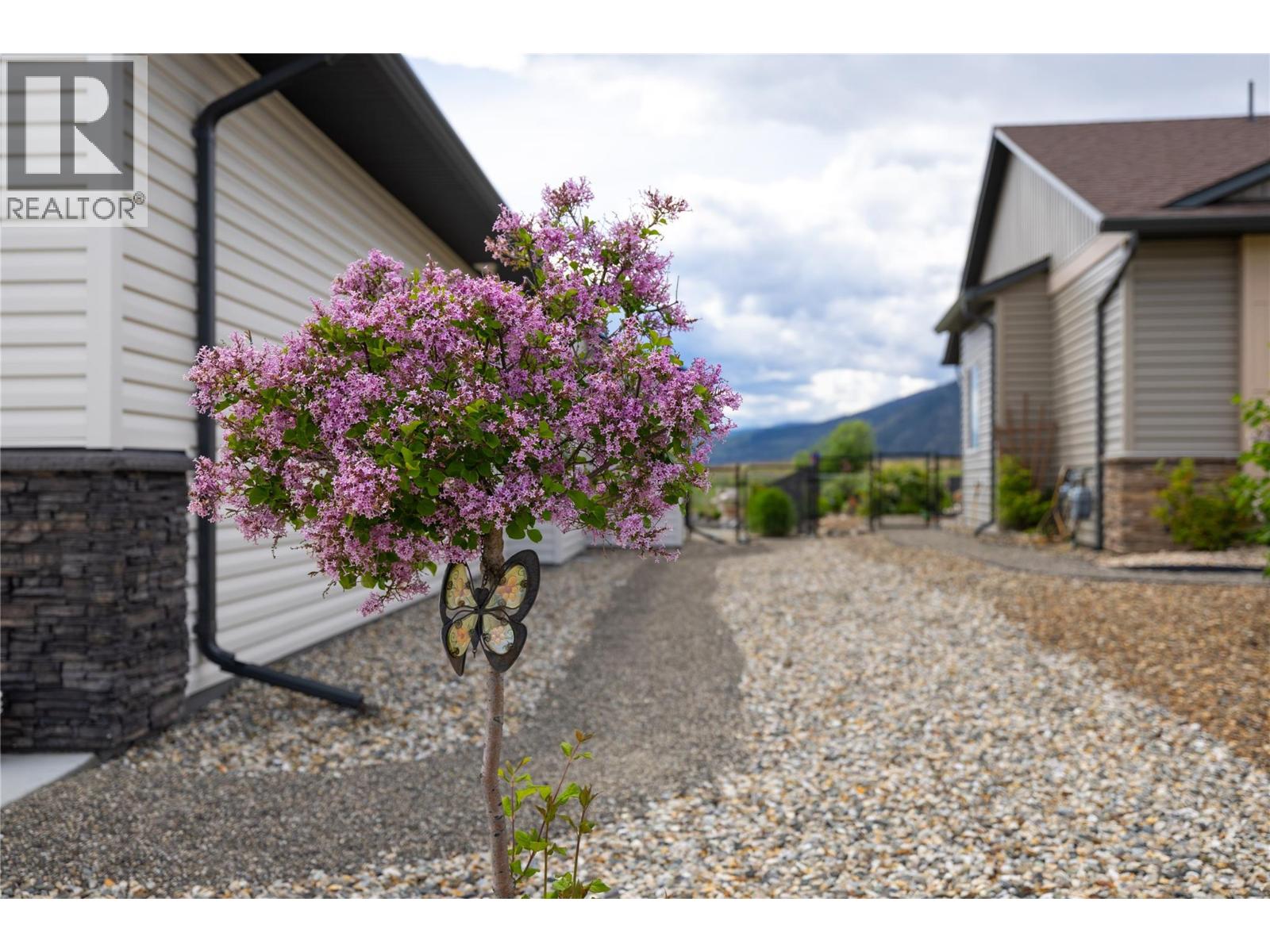 1105 11 Avenue, Vernon, British Columbia  V1H 1Z1 - Photo 50 - 10388238