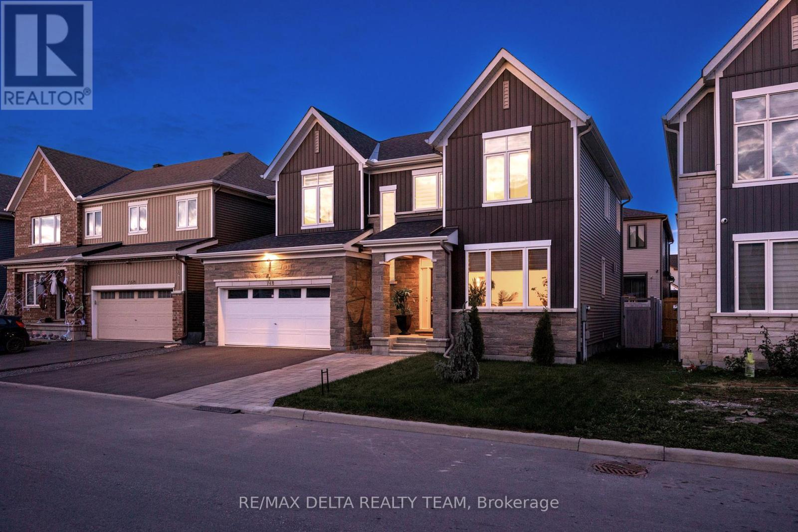 748 Vennecy Terrace, Ottawa, Ontario  K1W 1H2 - Photo 2 - X13152680