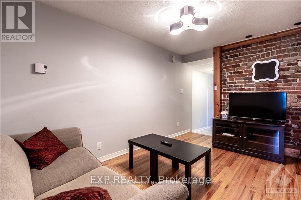277 St Patrick Street, Ottawa, Ontario  K1N 5K4 - Photo 17 - X13152692
