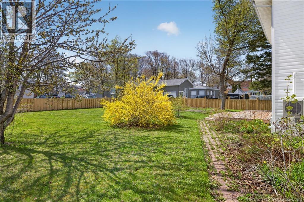 196 Rue Blanchard, Caraquet, New Brunswick  E1W 1A5 - Photo 47 - NB134343