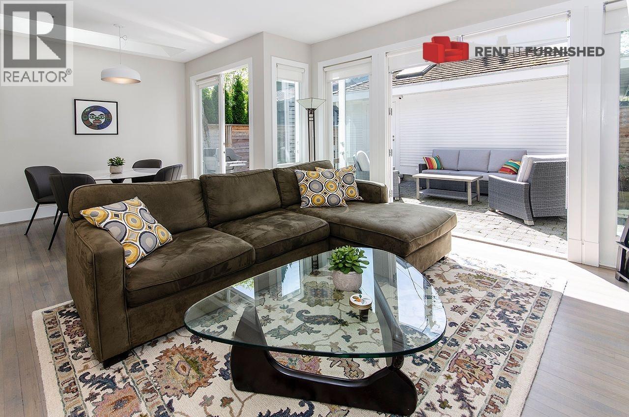 Duplex 2964 Point Grey Road, Vancouver, British Columbia  V6K 1B1 - Photo 2 - R3126065