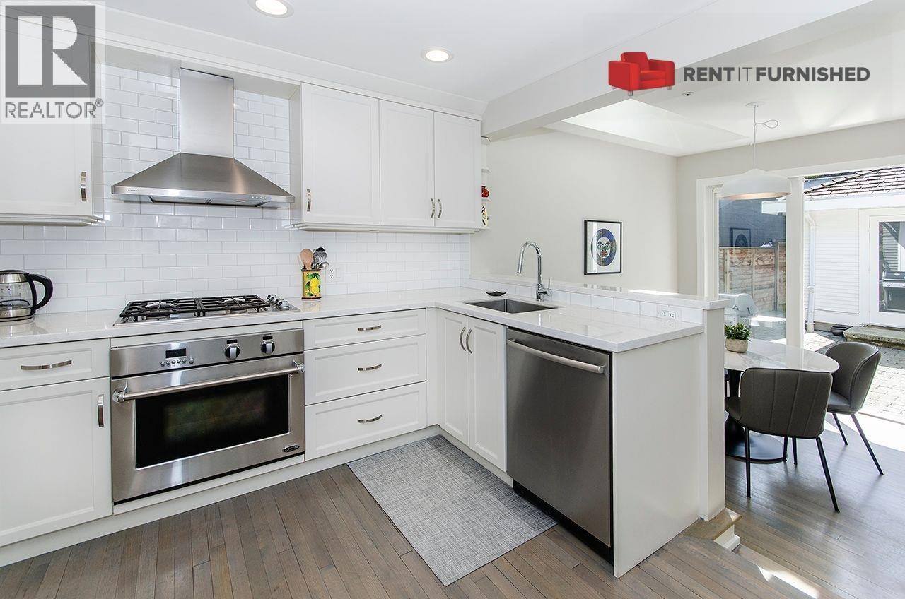 Duplex 2964 Point Grey Road, Vancouver, British Columbia  V6K 1B1 - Photo 5 - R3126065